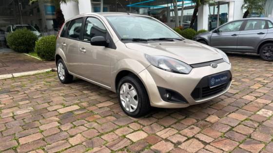 FORD FIESTA 1.6 ROCAM 8V FLEX 4P MANUAL FORD FIESTA 1.6 ROCAM 8V FLEX 4P MANUAL